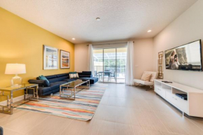 Charming townhome with private pool near Disney